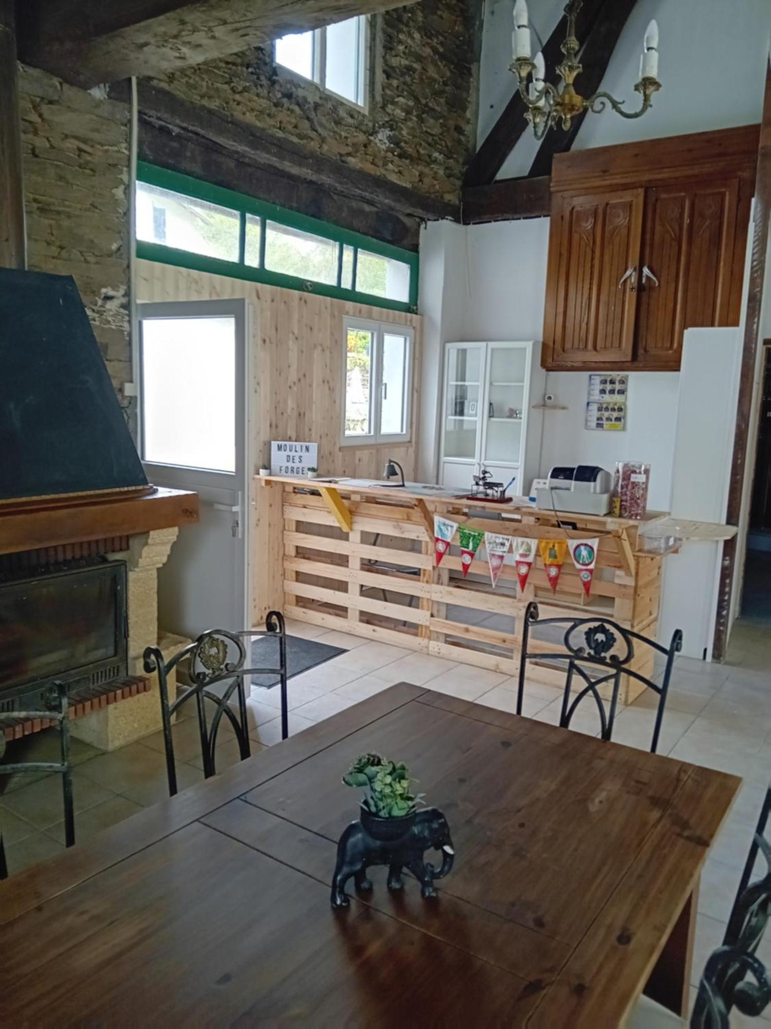 Luxury Glamping @Moulin Des Forges Hotell Moutier-Malcard Eksteriør bilde
